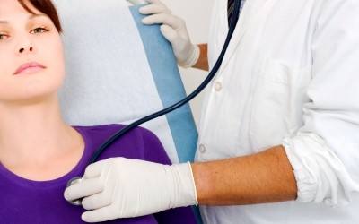7 simptome grave pe care n-ar trebui să le ignori