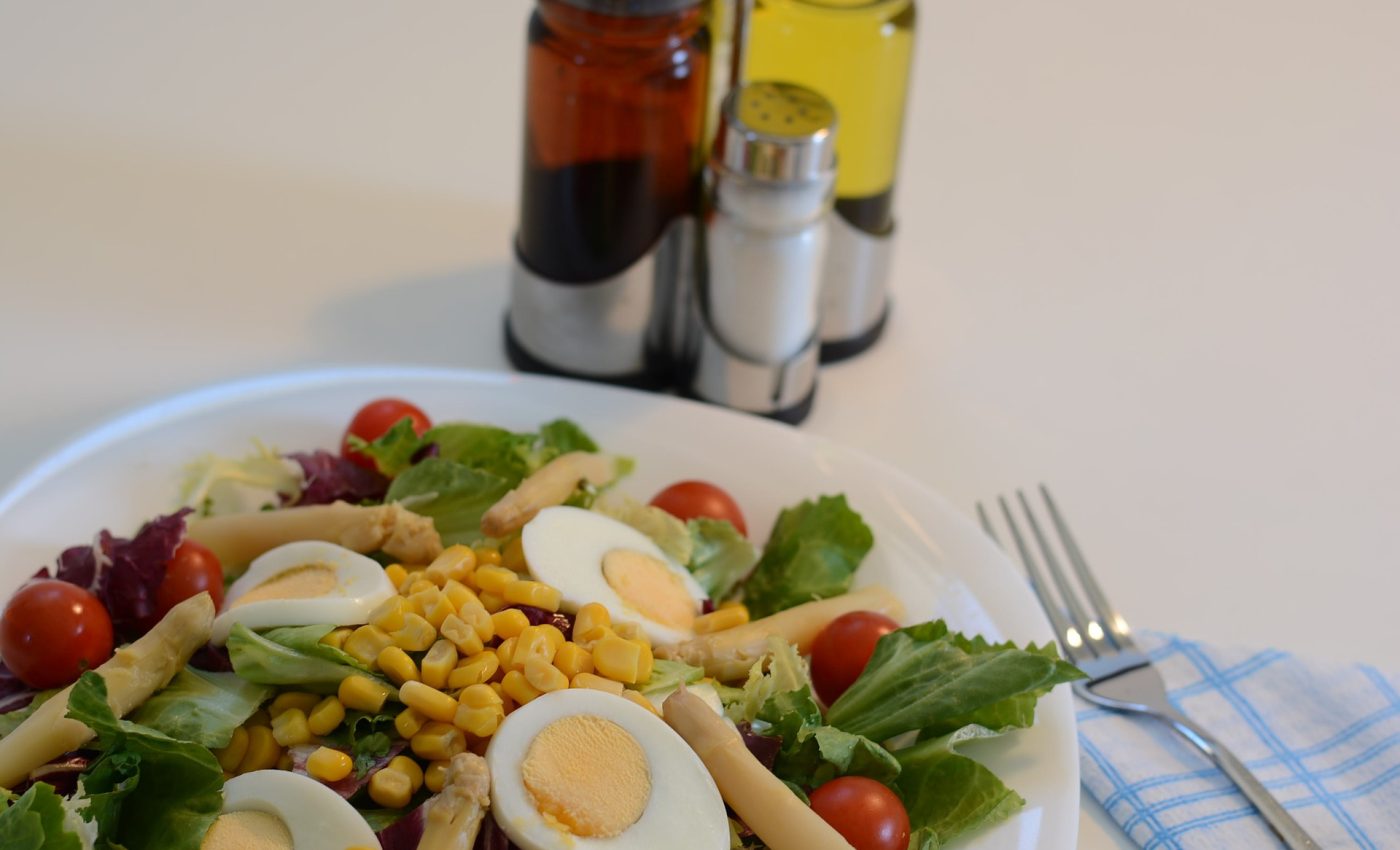 Salata fresh - sfatulparintilor.ro - pixabay-com - salad-844875_1920
