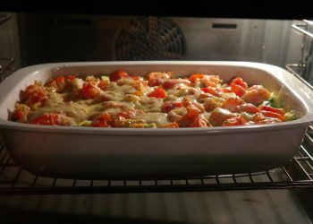 Lasagna cu parmezan si carne tocata - sfatulparintilor.ro - pixabay_com - cheese-casserole-283271_1920