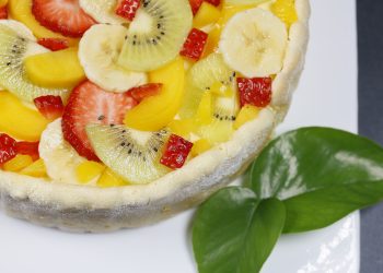 tort diplomat cu fructe -sfatulparintilor.ro - pixabay_com - gourmet-2136371_1920