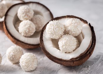 Bomboane cu nuca de cocos