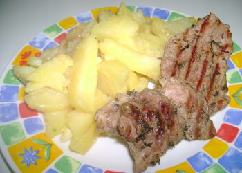 Cartofi taranesti cu carne de porc