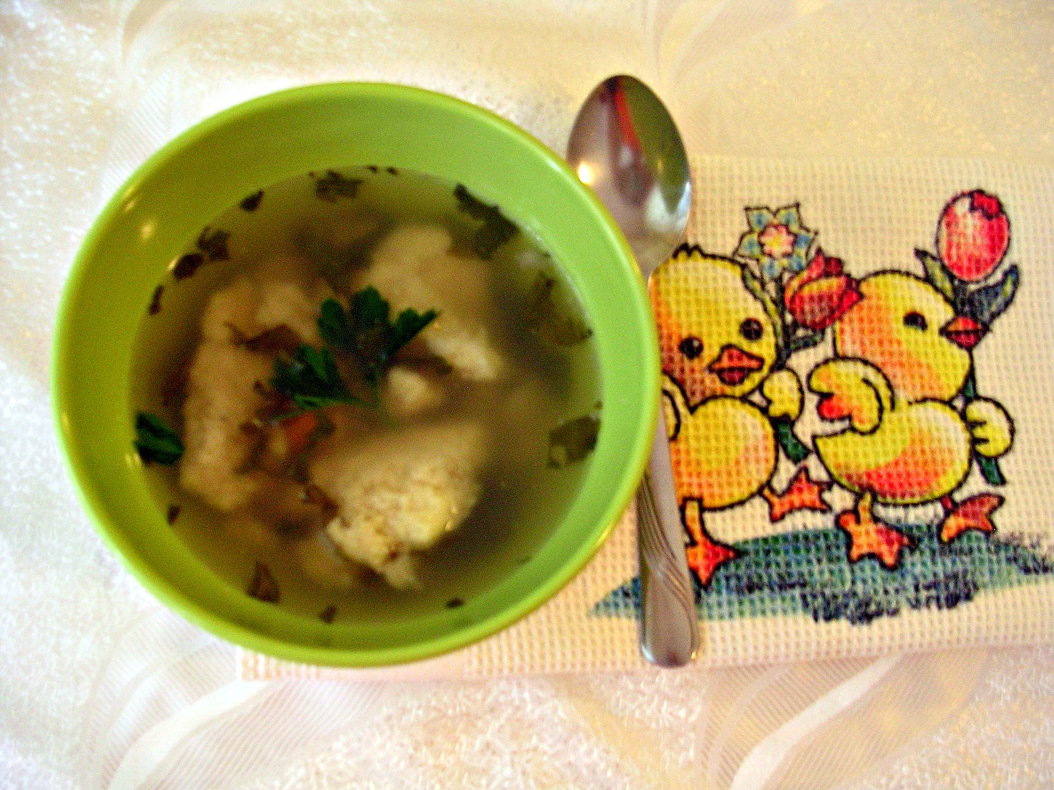 Reteta pentru copii: Supa cu galusti