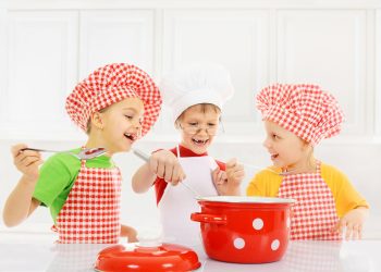 Ciorbe si supe pentru copii - sfatulparintilor.ro - Depositphotos_45209327_L