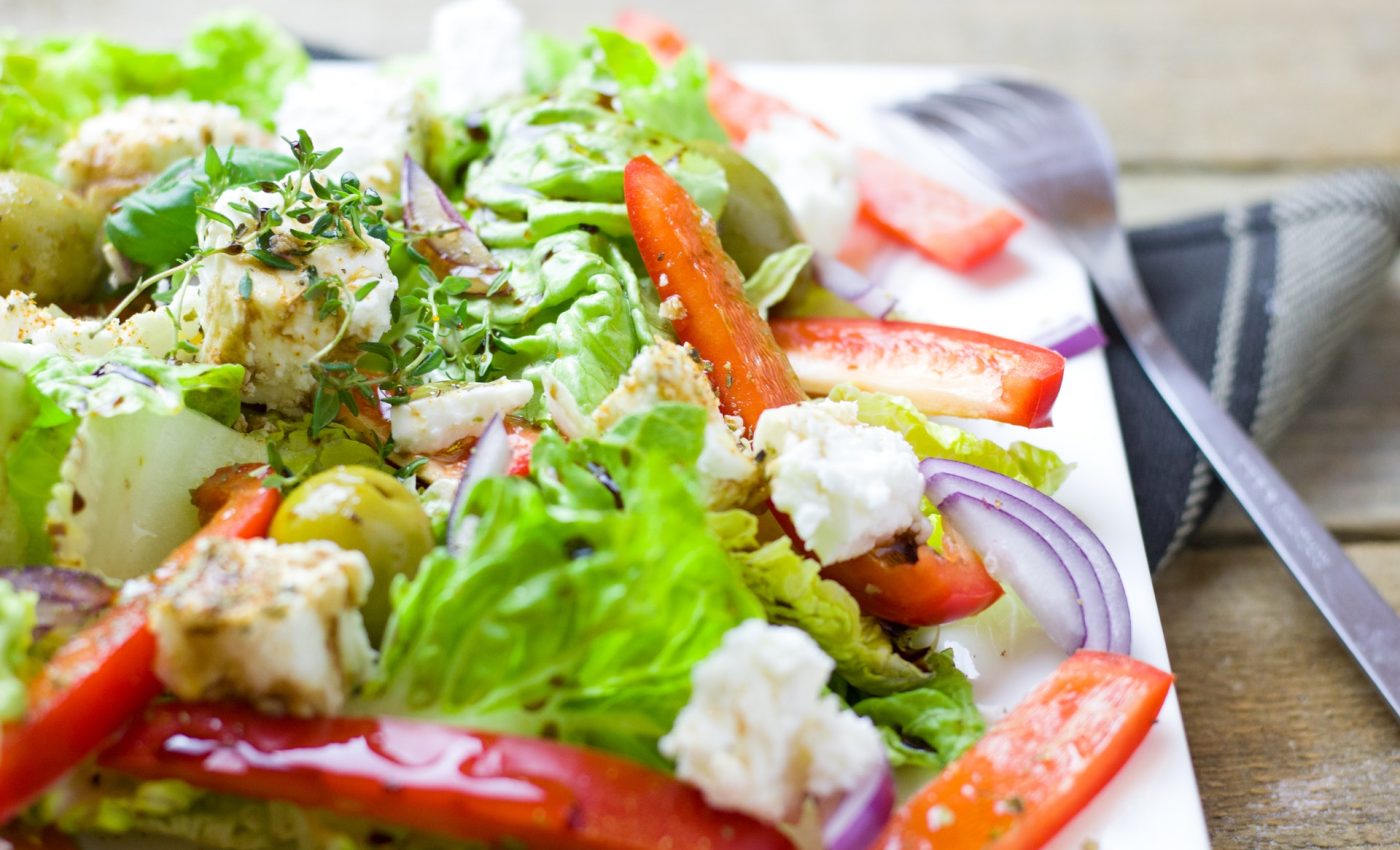salata de spanac cu branza de capra - sfatulparintilor.ro - pexels_com - appetizer-close-up-cuisine-delicious-434258