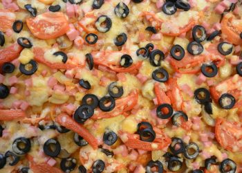 Pizza Rustica - sfatulparintilor.ro - pixabay_com - home-1162999_1920