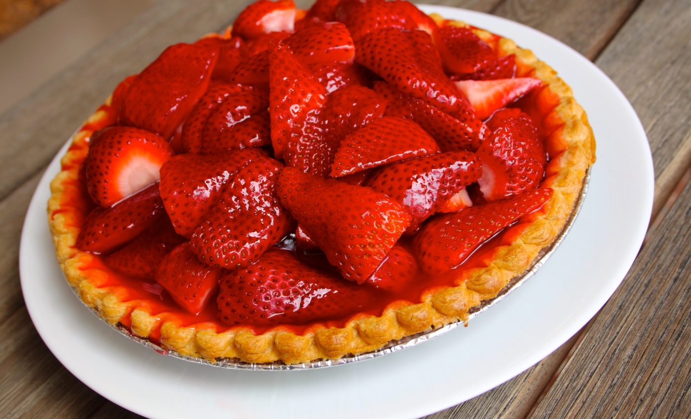 Tarta cu fructe si crema de vanilie - sfatulparintilor.ro - pexels_com - baking-berries-berry-775583