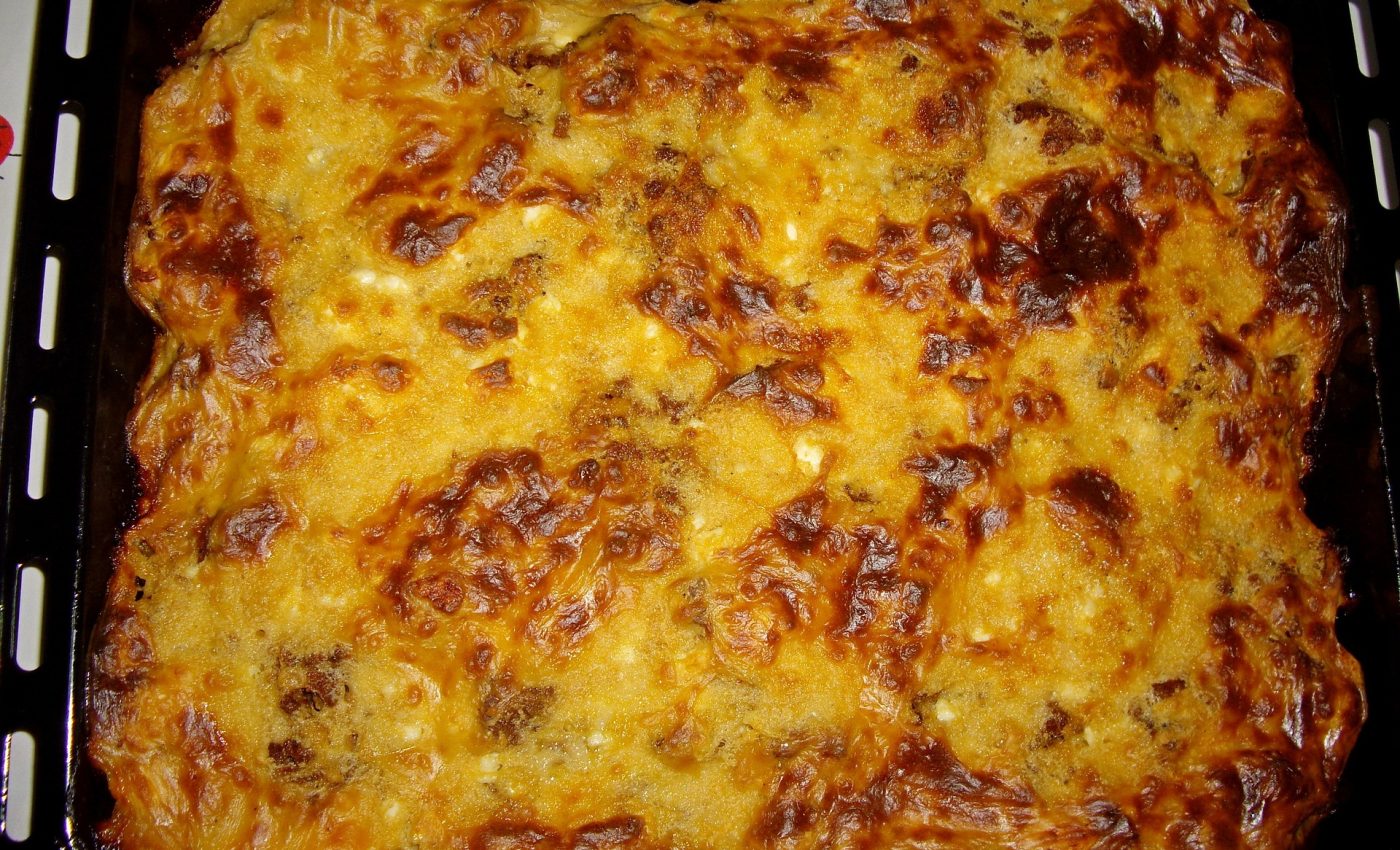 Musaca de cartofi cu carne de pui - sfatulparintilor.ro - pixabay_com - moussaka-1249606_1920