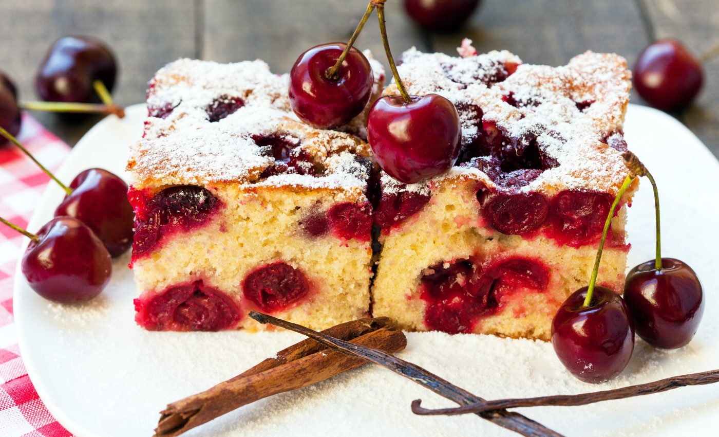 Prajitura cu visine/cirese