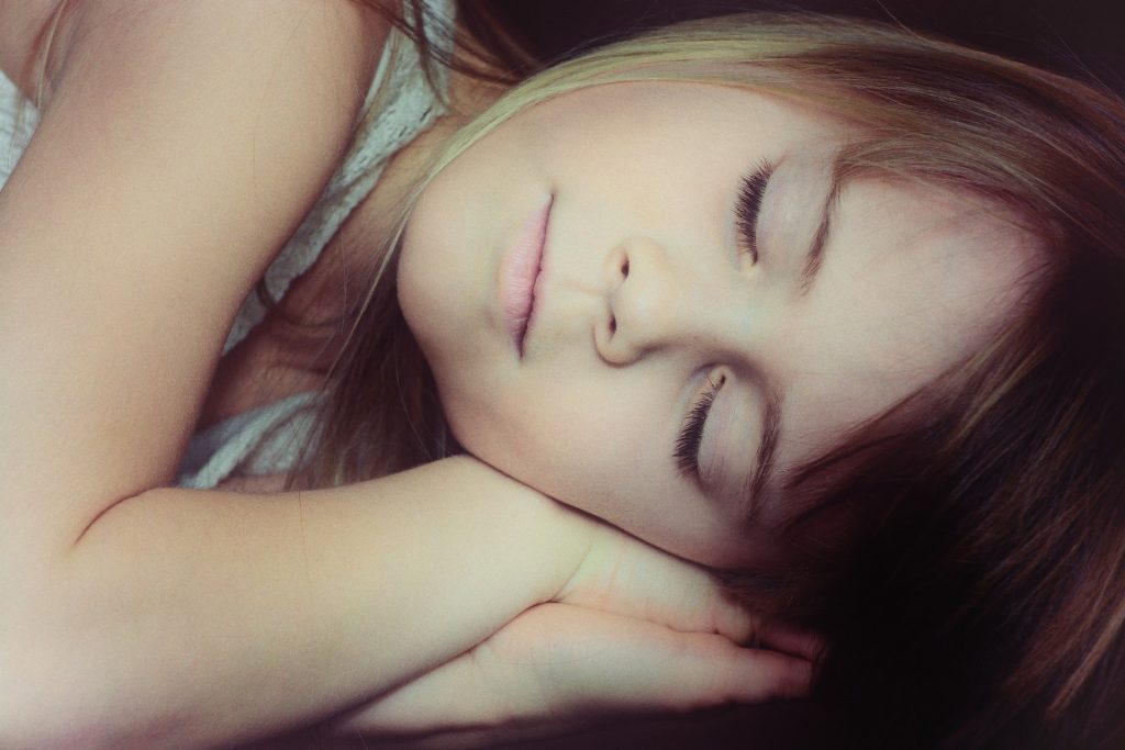 Riscuri la care e expus un copil care nu doarme