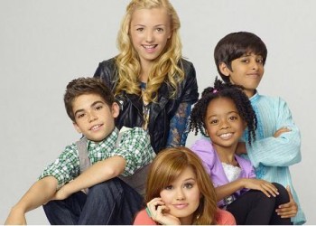 sfatulparintilor.ro - Radeti pe cinste cu Jessie, noul serial de la Disney Channel