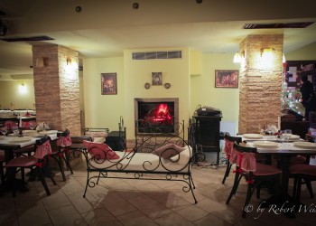Vlahia Inn - oferte speciale de Florii, Pasti si 1 Mai