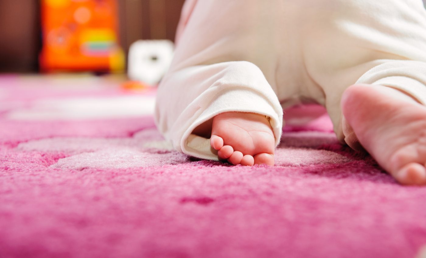 In ce conditii iti poti lasa bebelusul singur