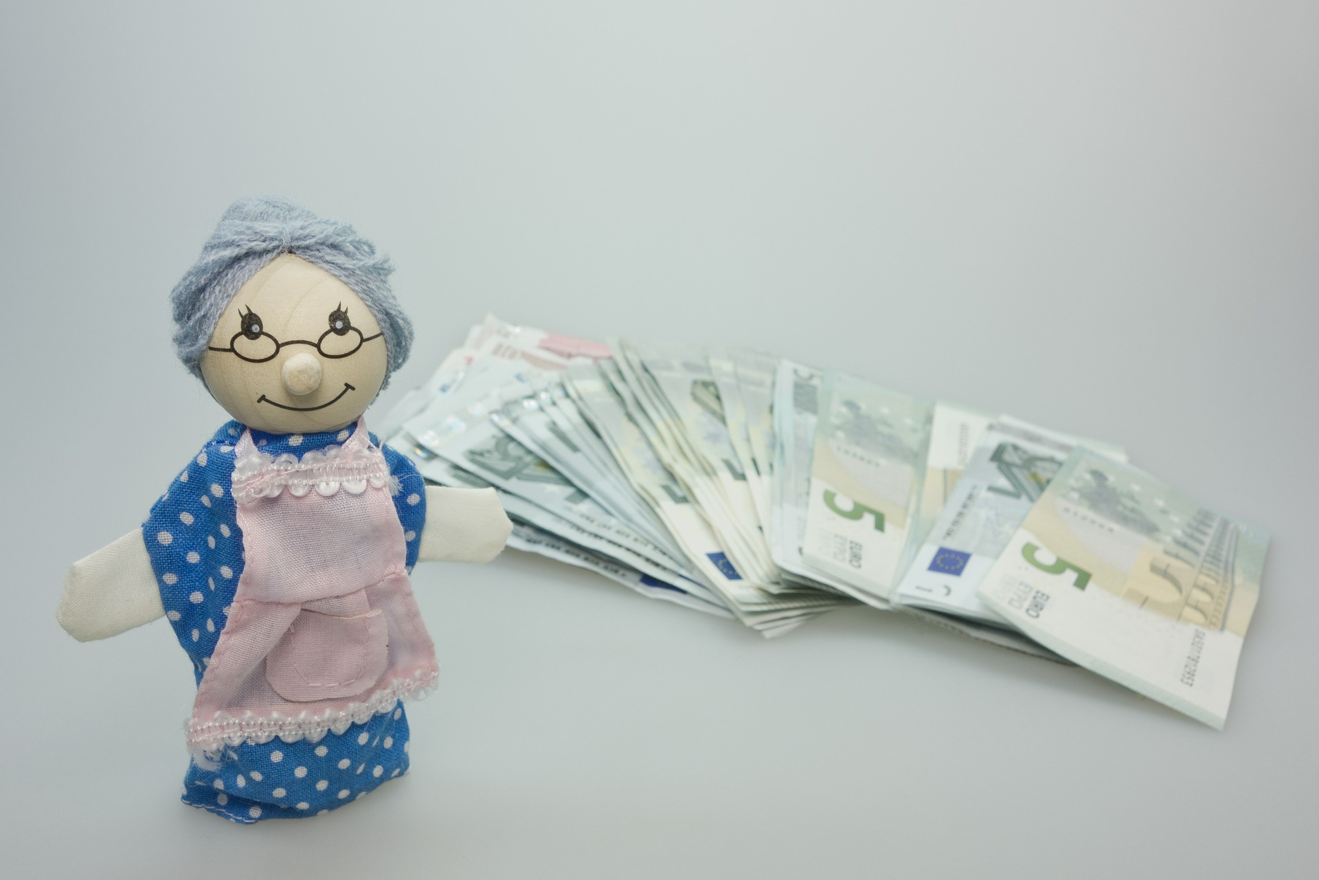 bani copii - sfatulparintilor.ro - pixabay_com