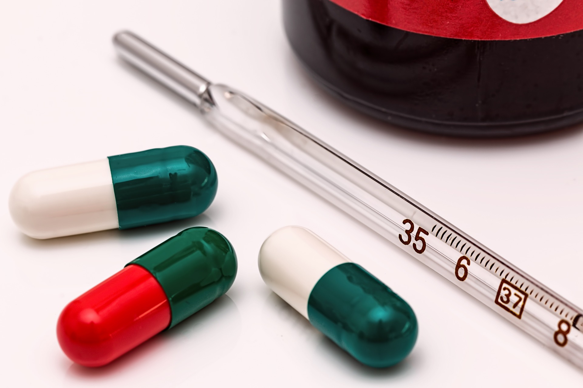 antibiotice medicamente - sfatulparintilor.ro - pixabay_com