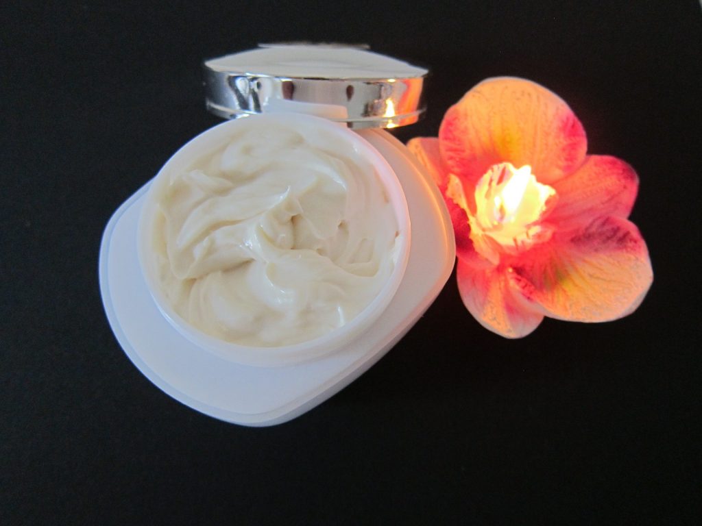 Cum alegem crema hidratanta - sfatulparintilor.ro - pixabay_com - skin-care-1050979_1920