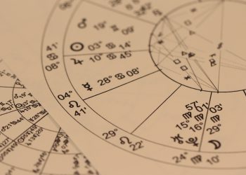 horoscop - sfatulparintilor.ro - pixabay_com - astrology-993127_1920