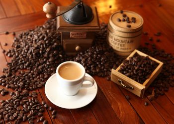 Cum sa-ti faci cafeaua sanatoasa - sfatulparintilor.ro - pixabay_com - cafe-1618628_1920
