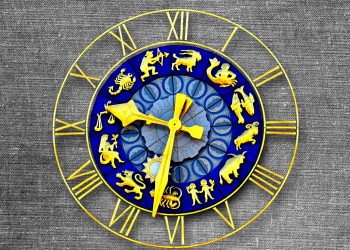 Horoscop Astrocafe.ro - sfatulparintilor.ro - pixabay_com - clock-2530328