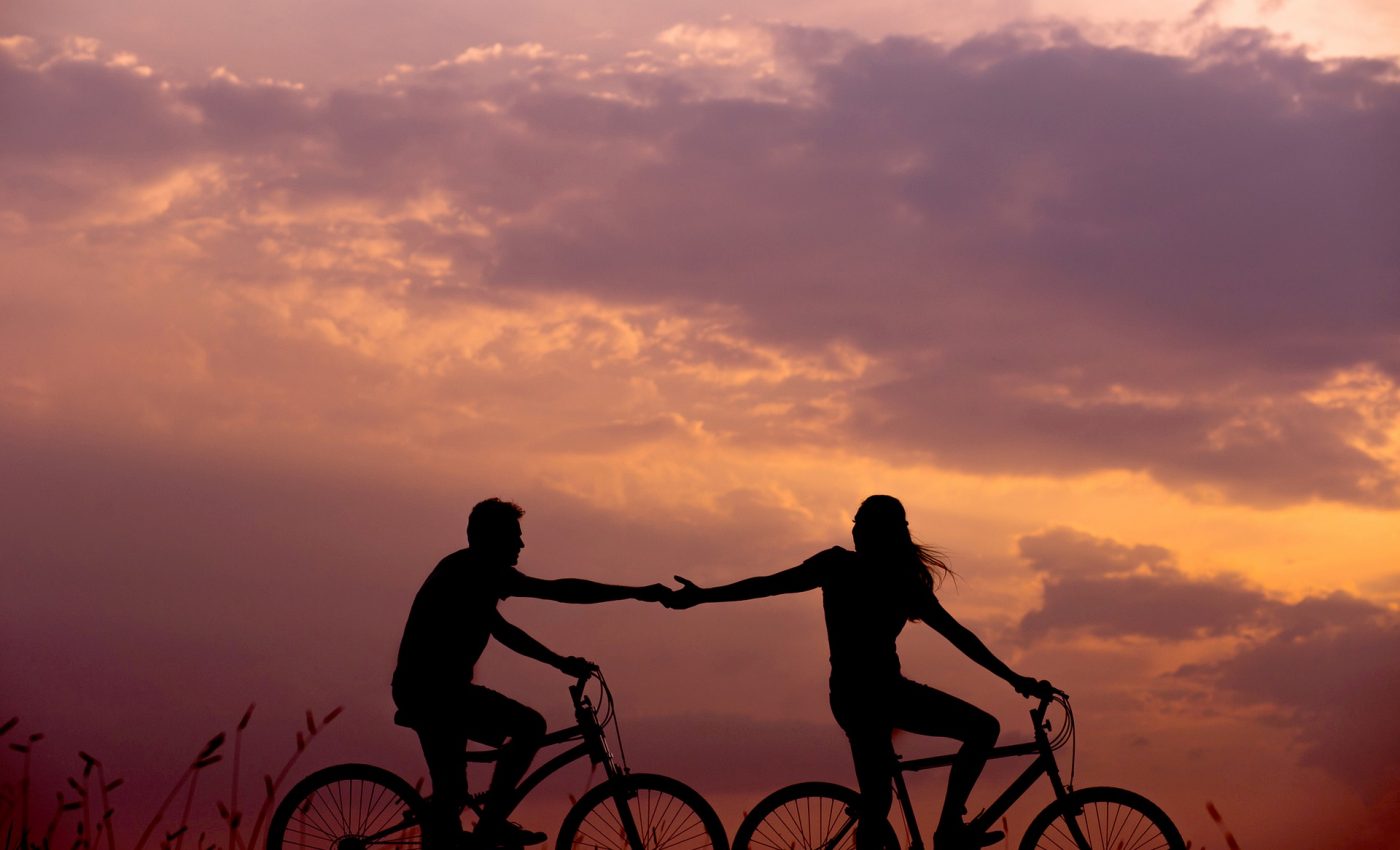 Cum iti inseli partenerul fara sa stii - sfatulparintilor.ro - pixabay_com - bicycles-1867046_1920