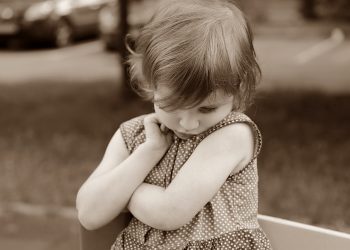 copilul meu e foarte timid - sfatulparintilor.ro - pixabay_com - baby-1606572_1920