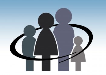 karma familiei - sfatulparintilor.ro - pixabay_com - family-2057305
