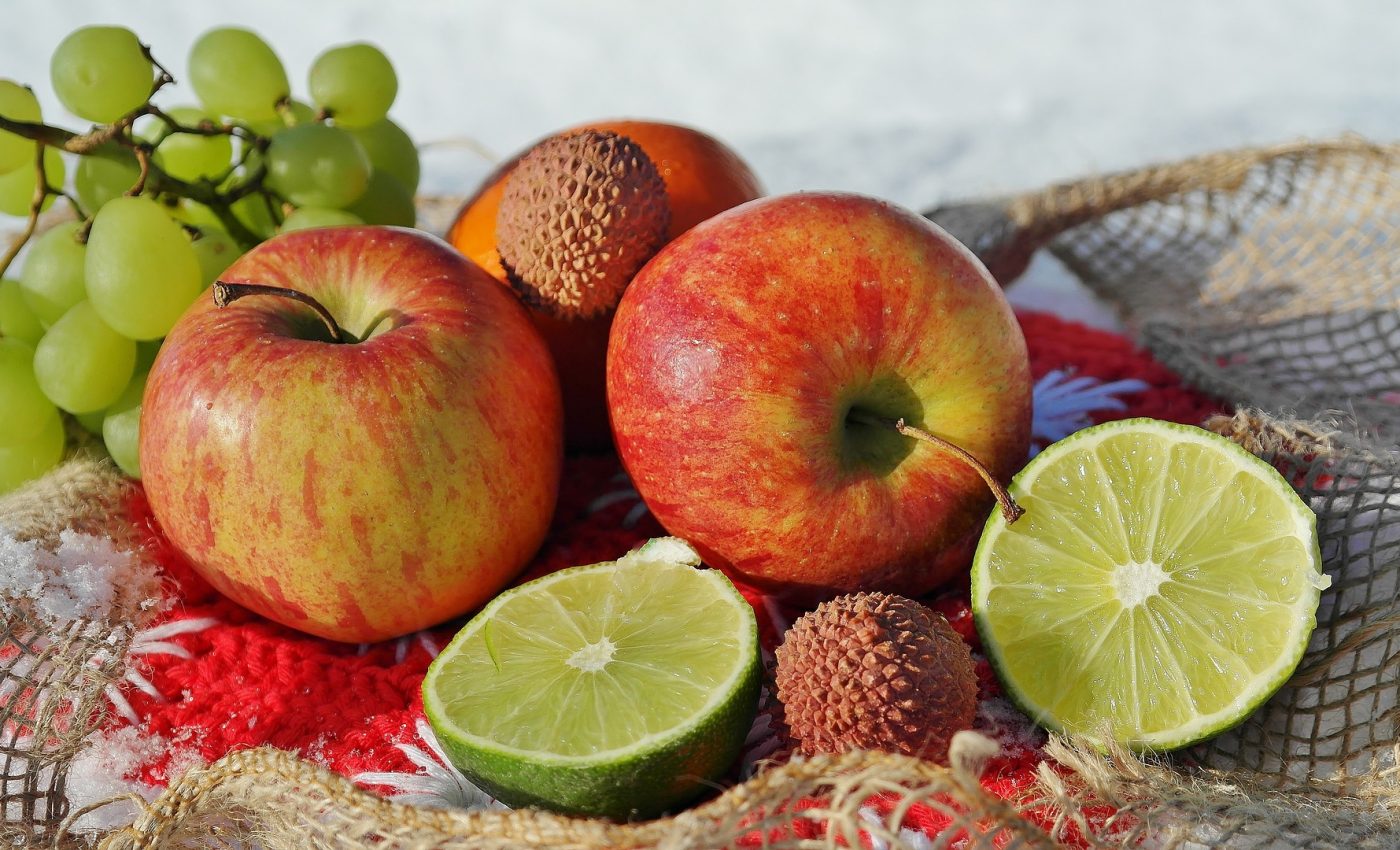 alimente iarna - sfatulparintilor.ro - pixabay_com - fruit-1987195_1920