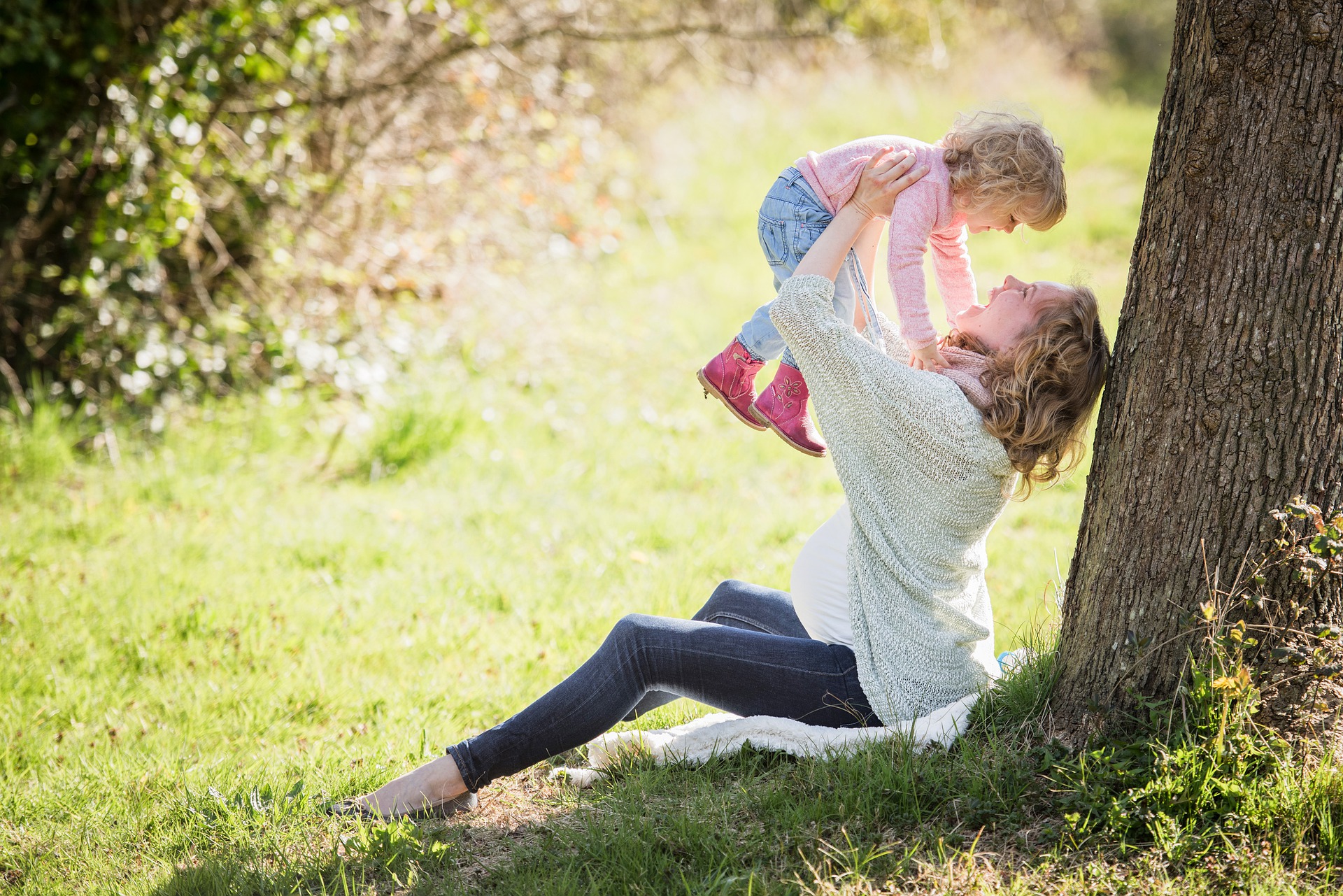 Ce fel de mama esti - sfatulparintilor.ro - pixabay_com - nature-3089907_1920