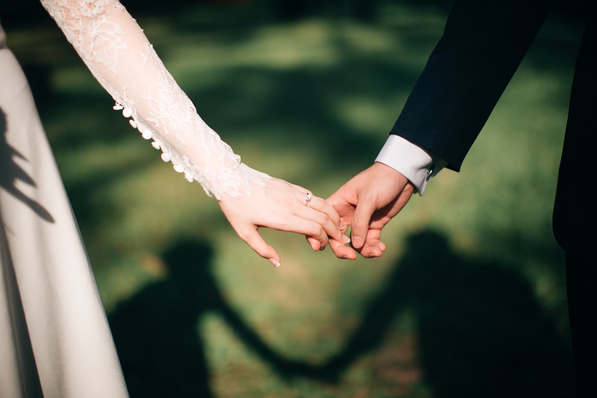 combinatii de zodii incompatibile - sfatulparintilor.ro - pixabay-com - weddings-3225110_1920