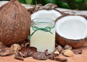 ulei de cocos bucatarie - sfatulparintilor.ro -pixabay_com - food-3062139_1920