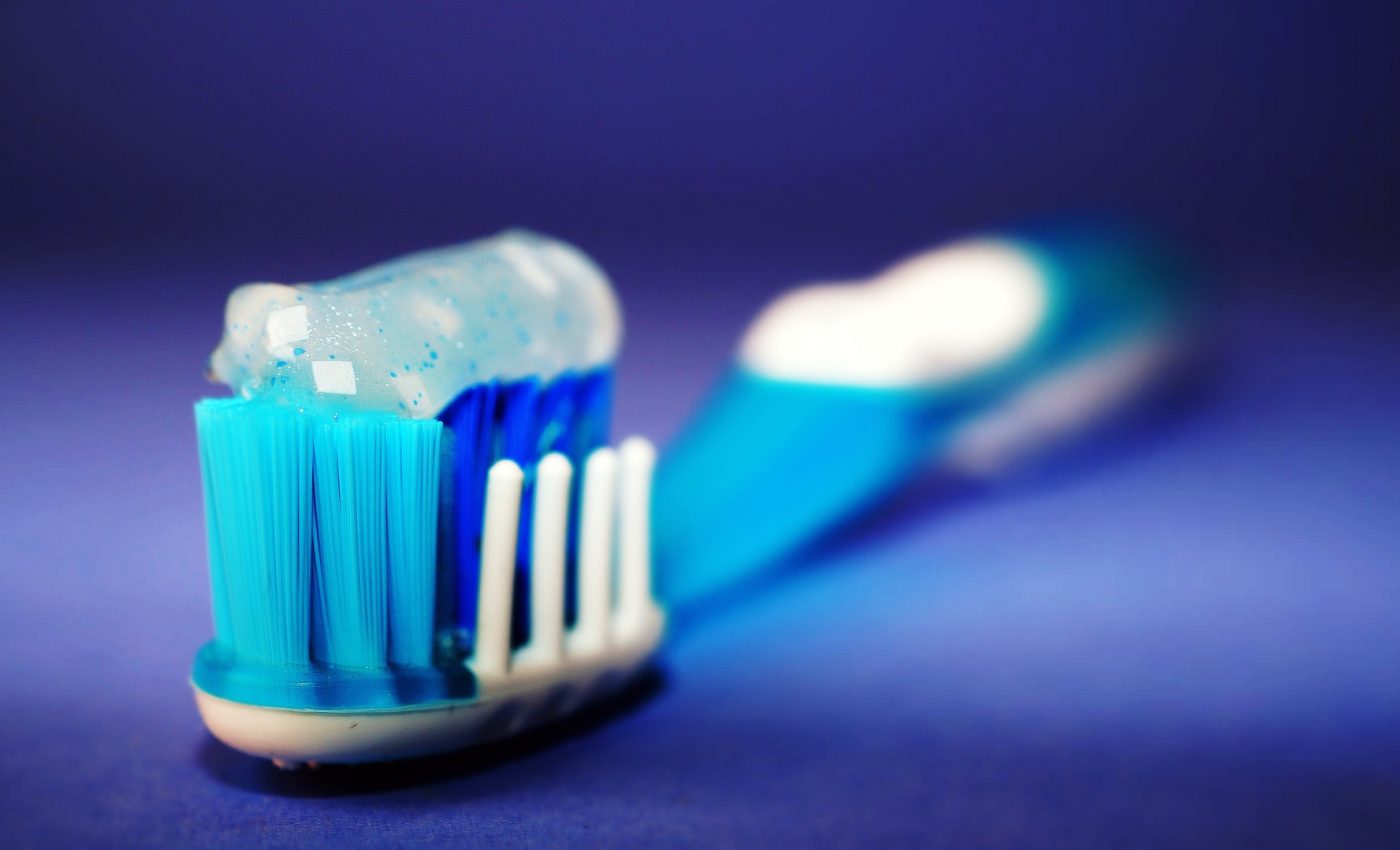 pastă de dinți - sfatulparintilor.ro - pixabay_com - toothbrush-2589480_1920