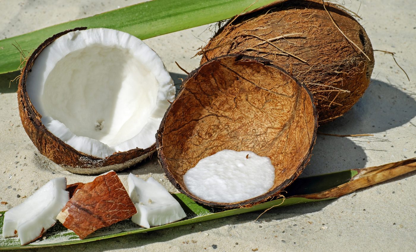 Cum te ajuta uleiul de cocos