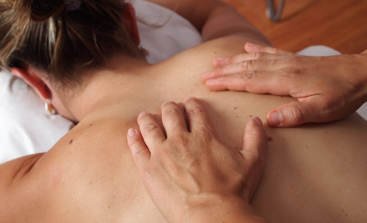 masaj terapeutic cu meditații ghidate