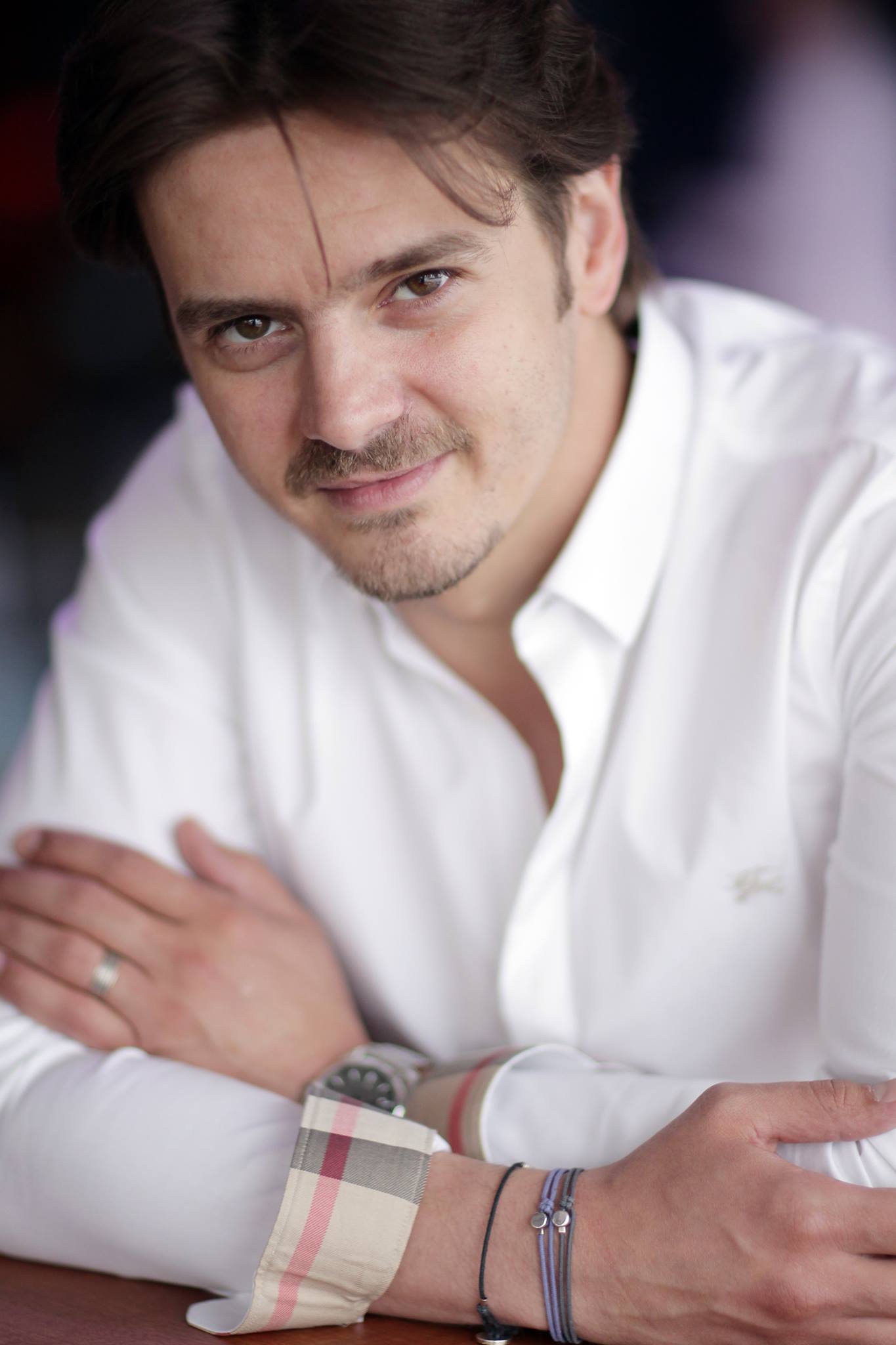 MIHAI PETRE tatic - FACEBOOK - 10003718_639062669500002_370693699_o