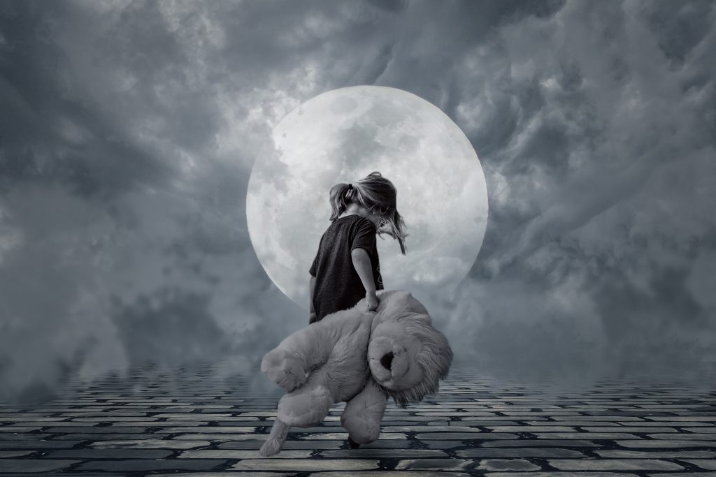insomnie luna plina - sfatulparintilor.ro - pixabay_com - good-night-2962714_1920