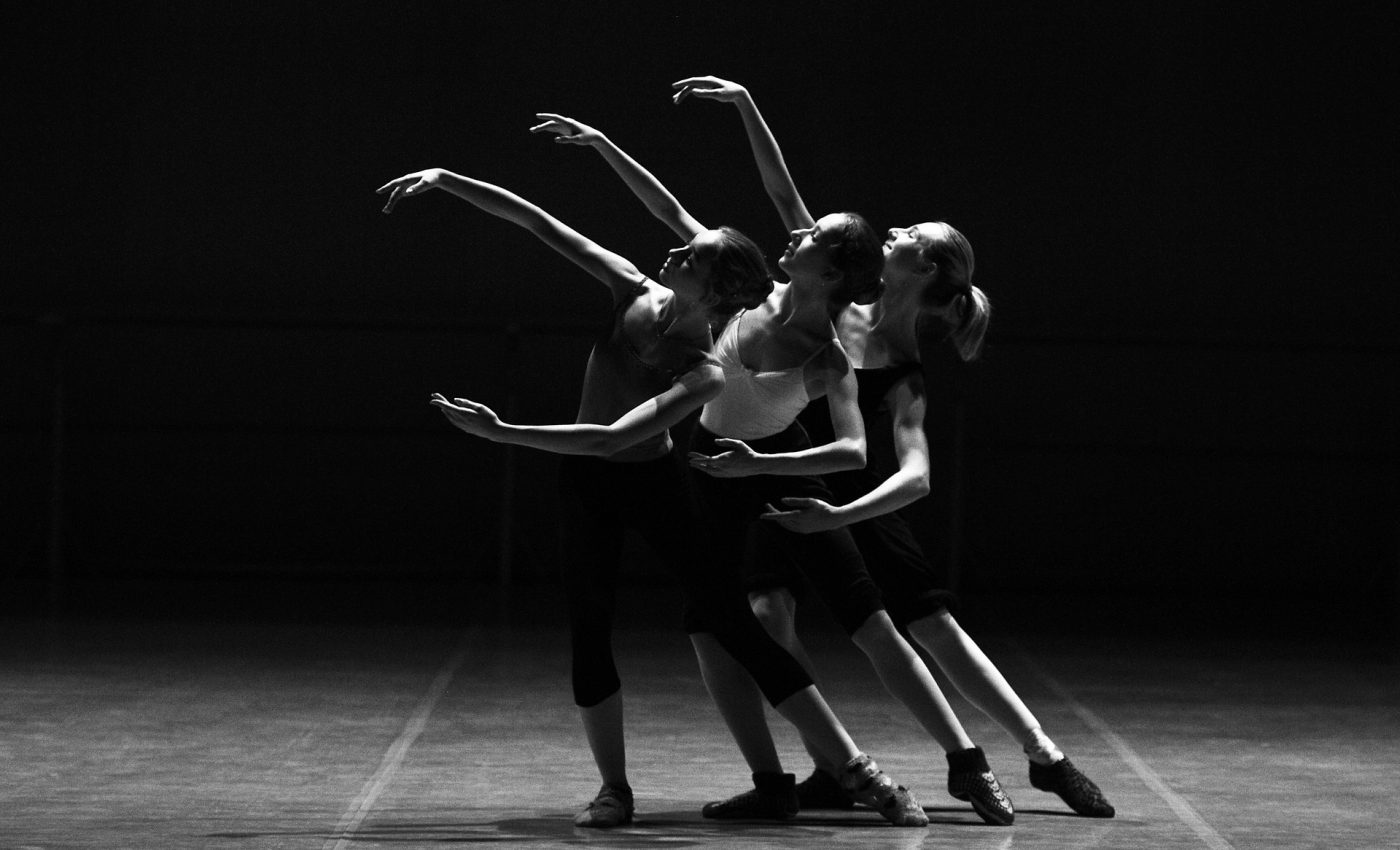 Beneficiile dansului - sfatulparintilor.ro - pixabay_com - ballet-1376250_1920