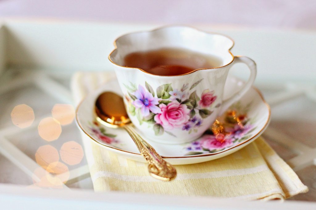 Ceaiuri pentru rinichi - sfatulparintilor.ro - pixabay_com - tea-cup-2107599_1920