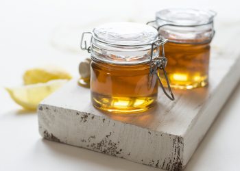 Ce boli vindeca mierea - sfatulparintilor.ro - pixabay_com - nuns-2304009_1920