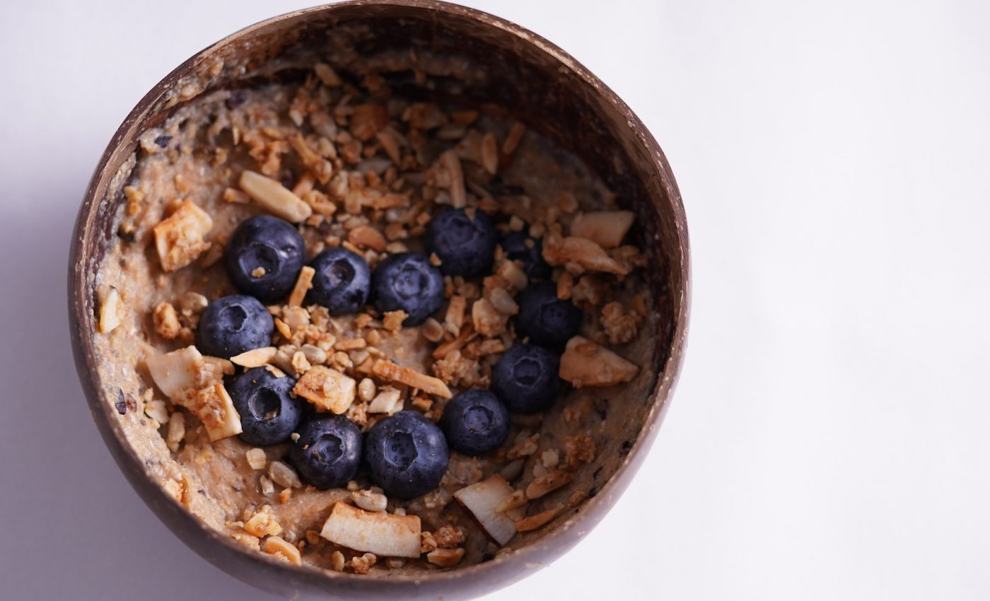 dieta cu energie - sfatulparintilor.ro - pixabay_com - smoothie-bowl-5973807_1920
