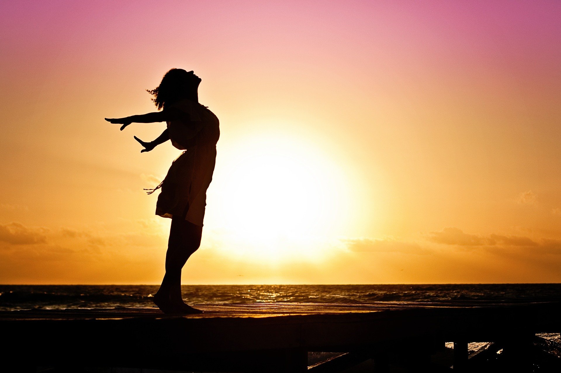 implinire dorinte - sfatulparintilor.ro - pixabay_com - woman-570883_1920