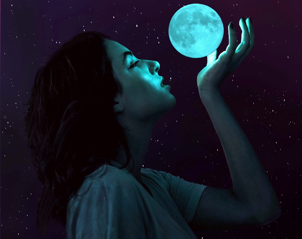 tarot luna plina in fecioara - sfatulparintilor.ro - pixabay_com - girl-5760295
