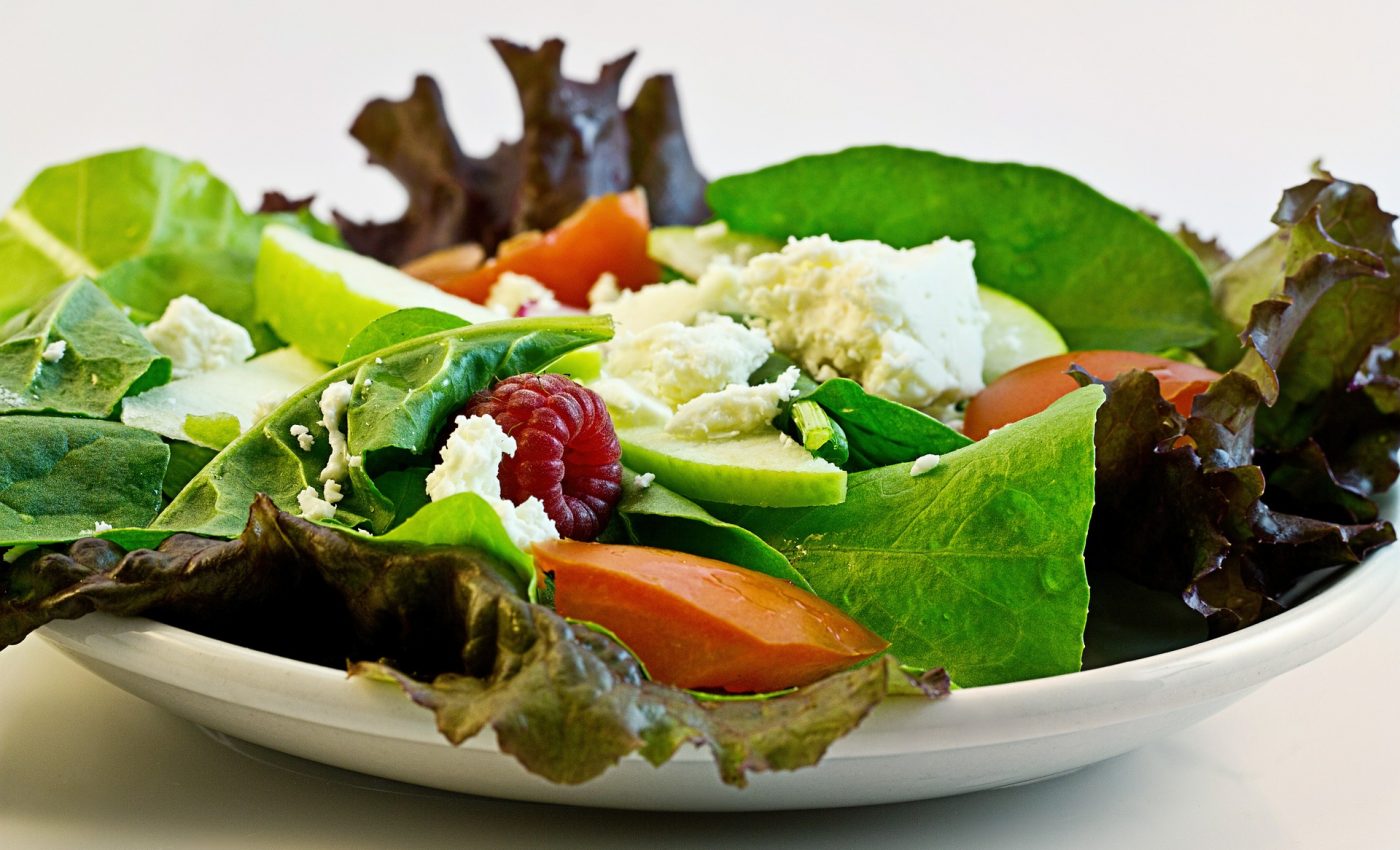 Dieta cu ore fixe - sfatulparintilor.ro - pixabay_com - salad-374173_1920