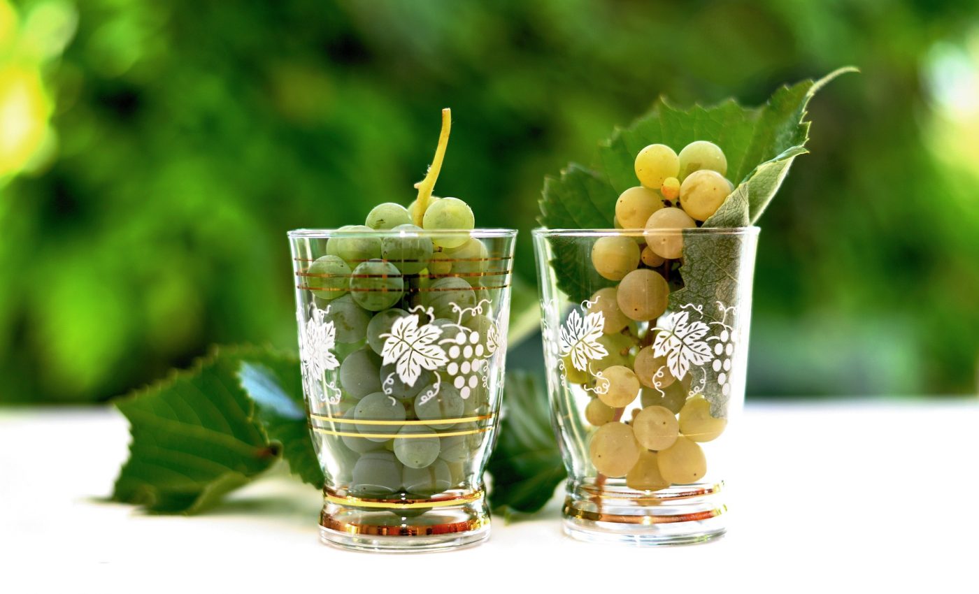 Beneficiile mustului - sfatulparintilor.ro - pixabay_com - grapes-3660408_1920