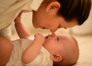 Cu ce se curata nasul la bebelusi - sfatulparintilor.ro - ana-tablas-oB0xbLwcaMw-unsplash