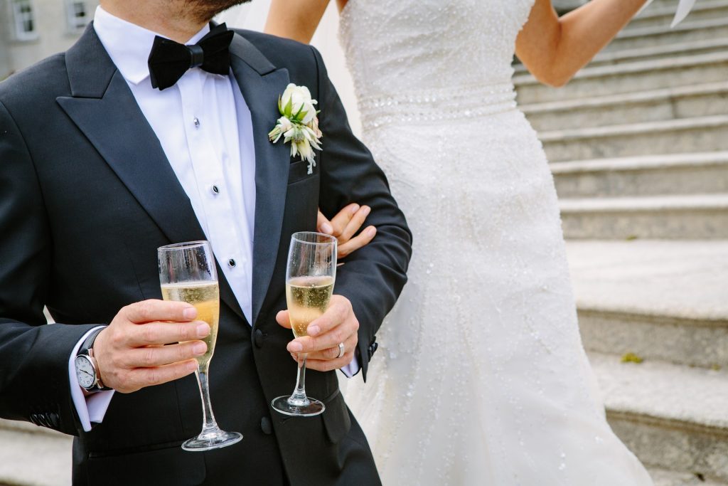 beneficii casnicie - sfatulparintilor.ro - pixabay_com - wedding-1868868_1920