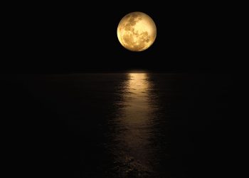 Luna plina in Varsator 12 august 2022