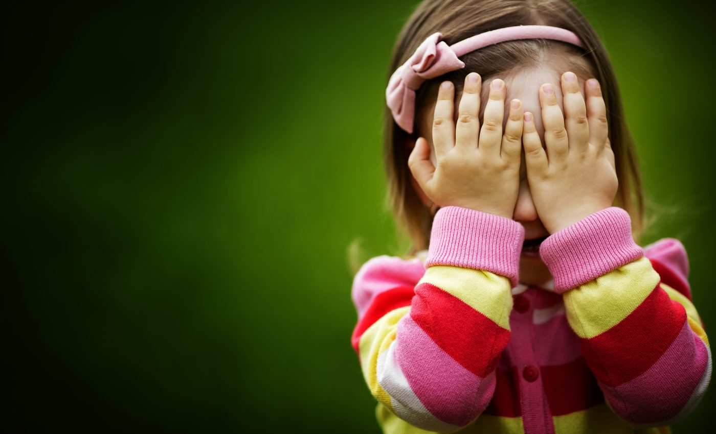 Cum apare timiditatea la copii