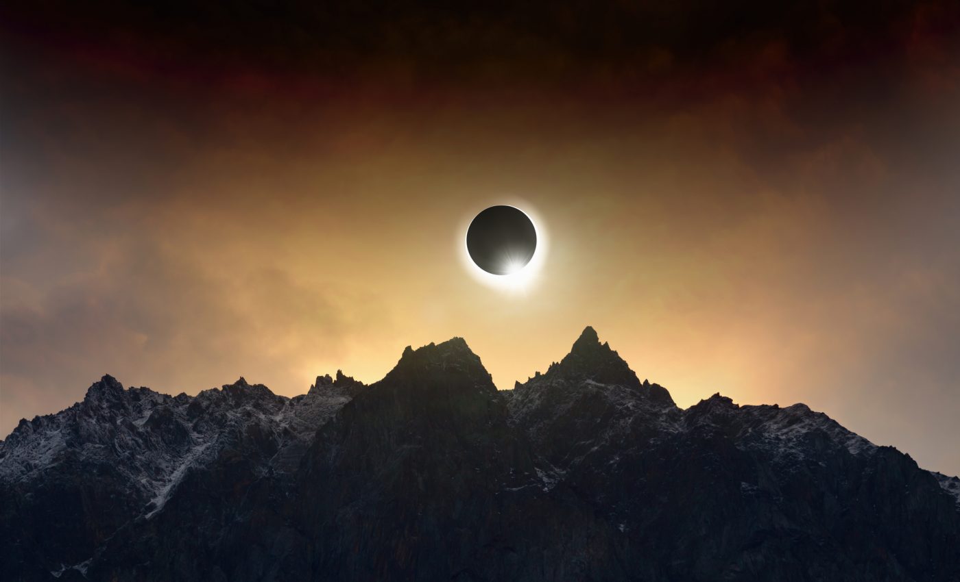 Prima eclipsă solară din 2023