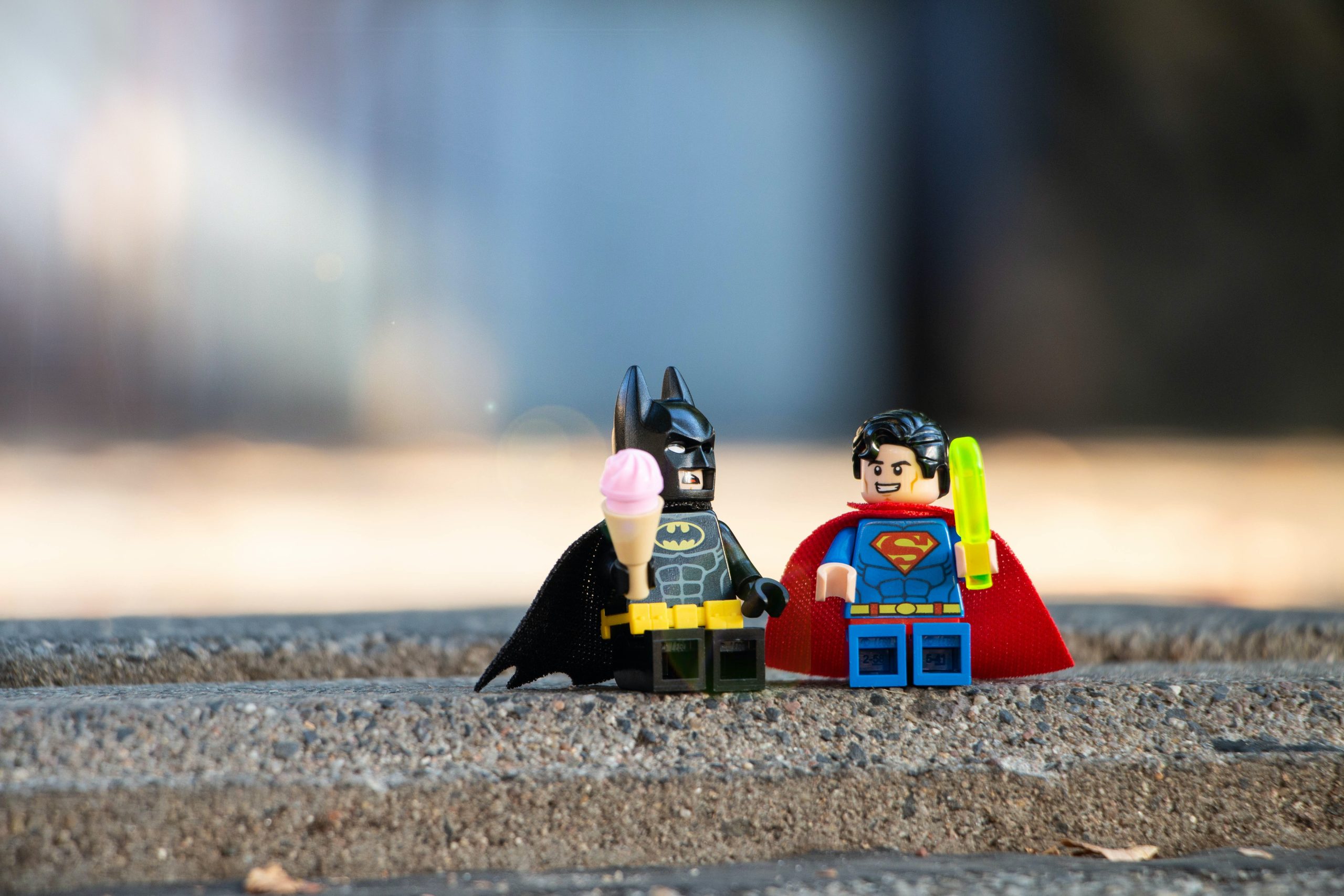 Surprizele lumii Lego