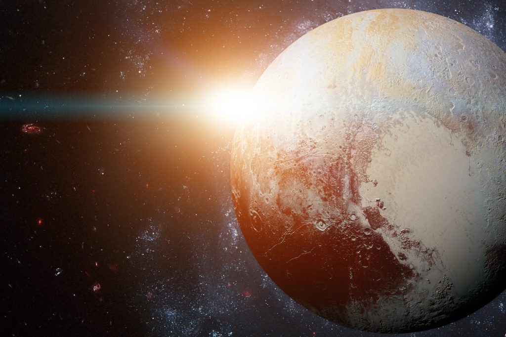 SOARELE în opoziție cu ÎNTUNECATUL Pluto